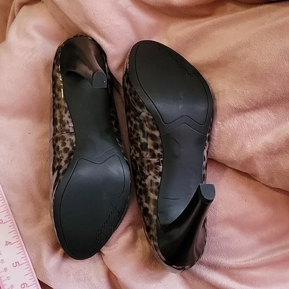 SOLD. Franco Sarto leopard heels - Picture 3 of 5